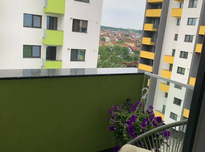 Black&white Appartement Craiova